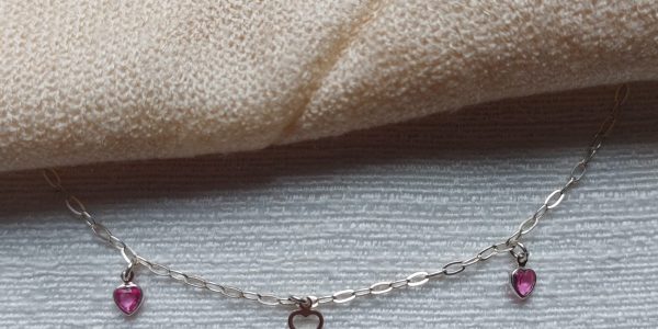 Pulseira Infantil Corações Rosa