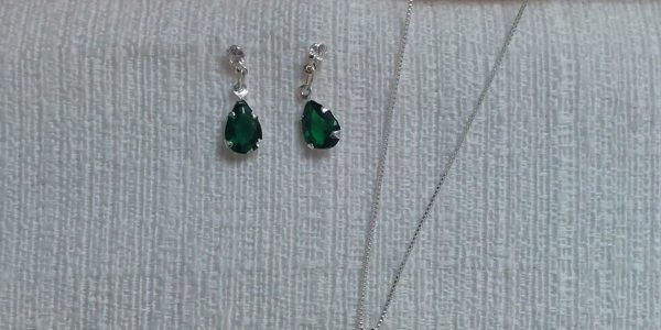Conjunto Gota Pedra