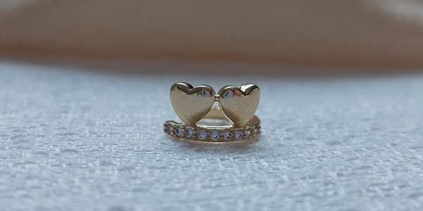 Piercing Argola Fake Cravejado Dois Corações