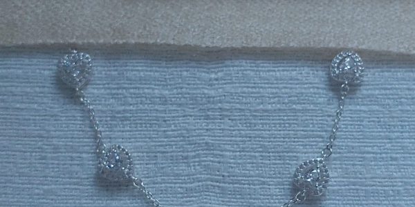 Pulseira Cinco Corações Cravejados Prata