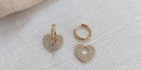 Argola Click Cravejada Dois em Um coração removível