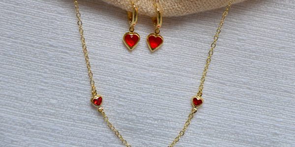 Conjunto Infantil Coração Vermelho